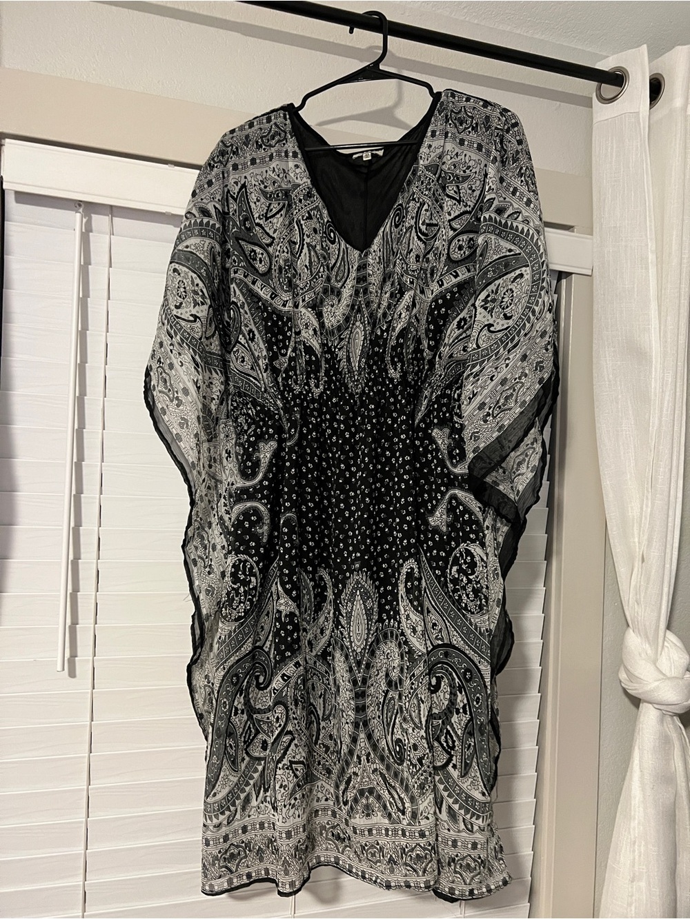 Women's Black & White Dress